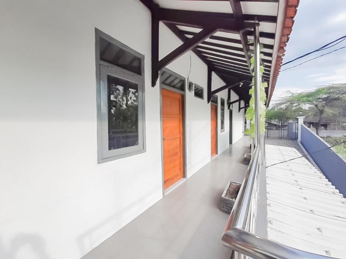 Wisma Asri Syariah Majalengka Redpartner Dawuhan Extérieur photo